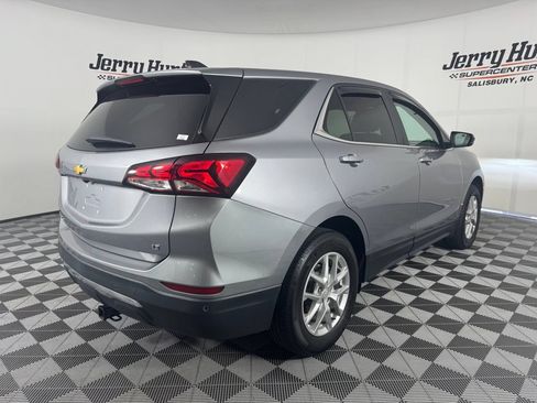 Used 2024 Chevrolet Equinox LT FWD image 7
