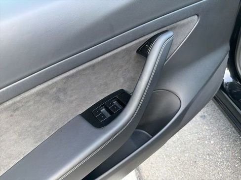 Used 2020 Tesla Model 3 Standard Range Plus image 21