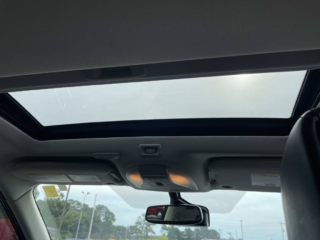 Used 2019 INFINITI QX60 Luxe w/ Sensory Package FWD image 30