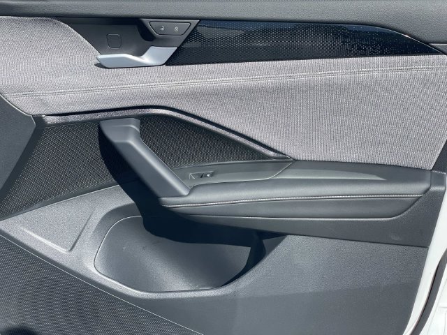 Certified 2026 Volkswagen Tiguan S FWD image 27