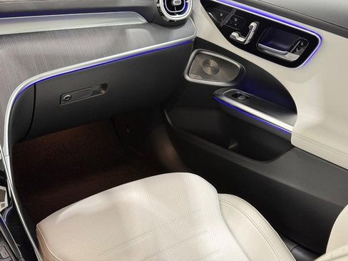New 2026 Mercedes-Benz C 300 4MATIC Sedan image 9