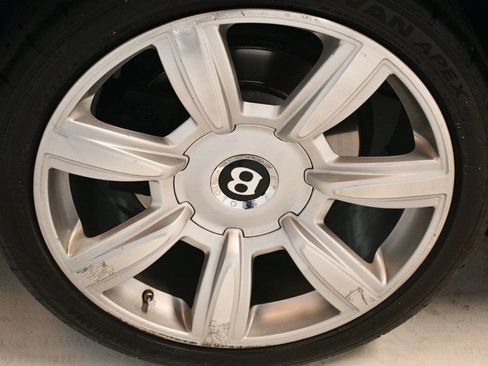 Used 2009 Bentley Flying Spur Flying Spur image 19