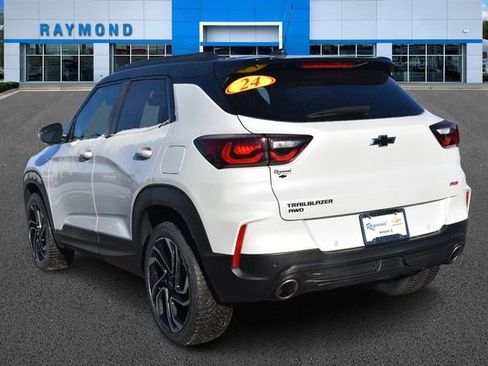 Certified 2024 Chevrolet TrailBlazer RS w/ Convenience Package image 5