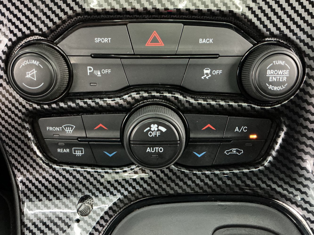 Used 2016 Dodge Challenger SXT Plus RWD image 32