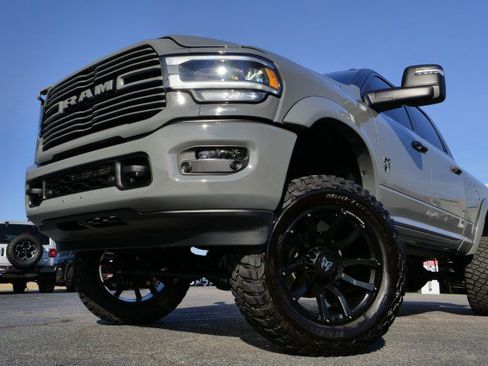 Used 2024 RAM 3500 Laramie w/ Night Edition image 63