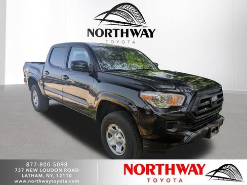 Used 2023 Toyota Tacoma SR AWD/4WD image 1