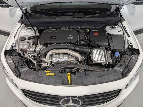 New 2026 Mercedes-Benz GLB 250 4MATIC image 12