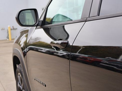 New 2026 GMC Terrain Elevation w/ Elevation Premium Package image 10