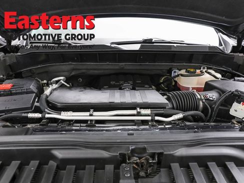 Used 2023 Chevrolet Silverado 1500 LT AWD/4WD image 7