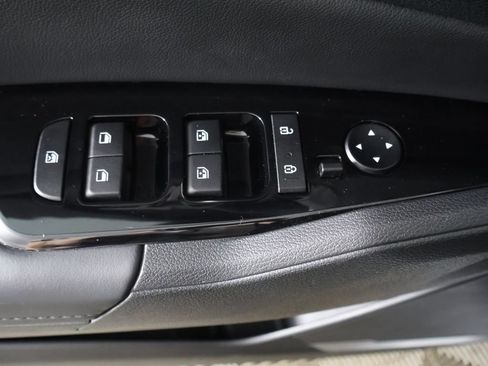 Used 2025 Kia Sportage X-Line AWD/4WD image 34