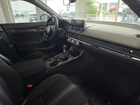 Used 2025 Honda Civic Sport image 45