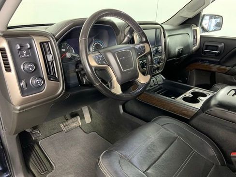 Used 2017 GMC Sierra 1500 Denali w/ Denali Ultimate Package AWD/4WD image 17