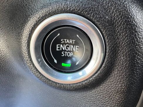 Used 2021 Chevrolet Silverado 1500 RST AWD/4WD image 34