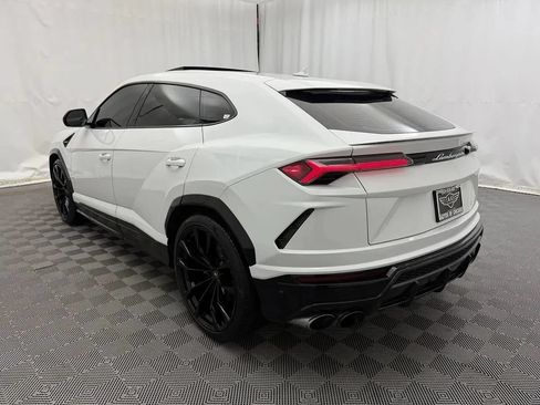 Used 2021 Lamborghini Urus AWD/4WD image 7