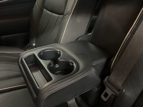 Used 2020 INFINITI QX60 Luxe w/ Essential Package image 17