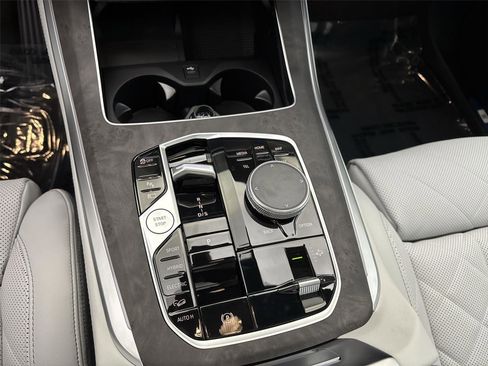 New 2026 BMW X5 xDrive50e w/ Climate Comfort Package image 23