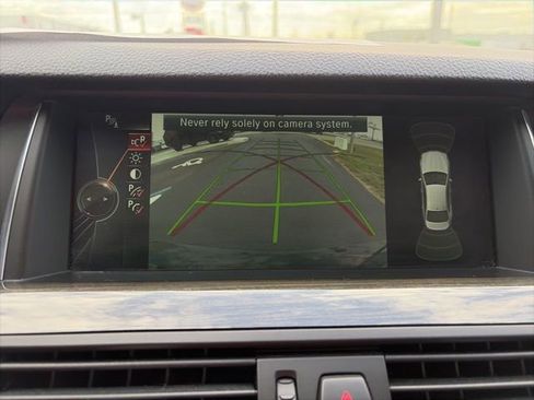 Used 2016 BMW 528i Sedan image 17