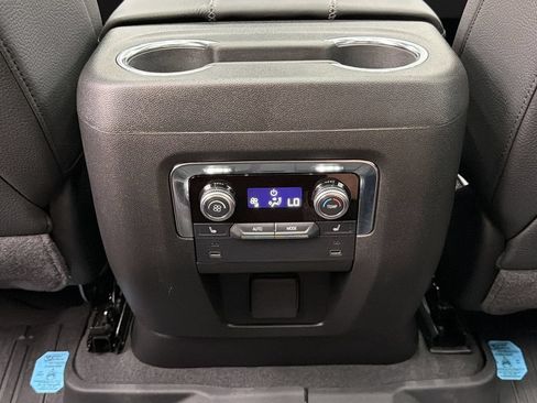 Used 2026 GMC Yukon XL Denali w/ Sun & Power Step Package AWD/4WD image 36
