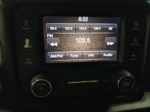 Used 2020 Jeep Wrangler Unlimited Sport S image 25