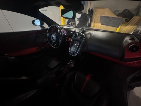 Used 2016 McLaren 570S Coupe image 40