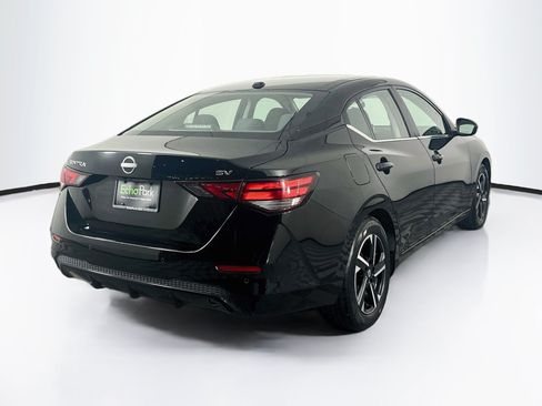Used 2024 Nissan Sentra SV FWD image 9