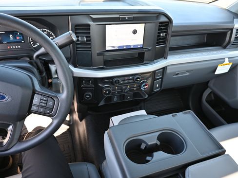 New 2026 Ford F550 F-550 XL w/ XL Chrome Package image 9