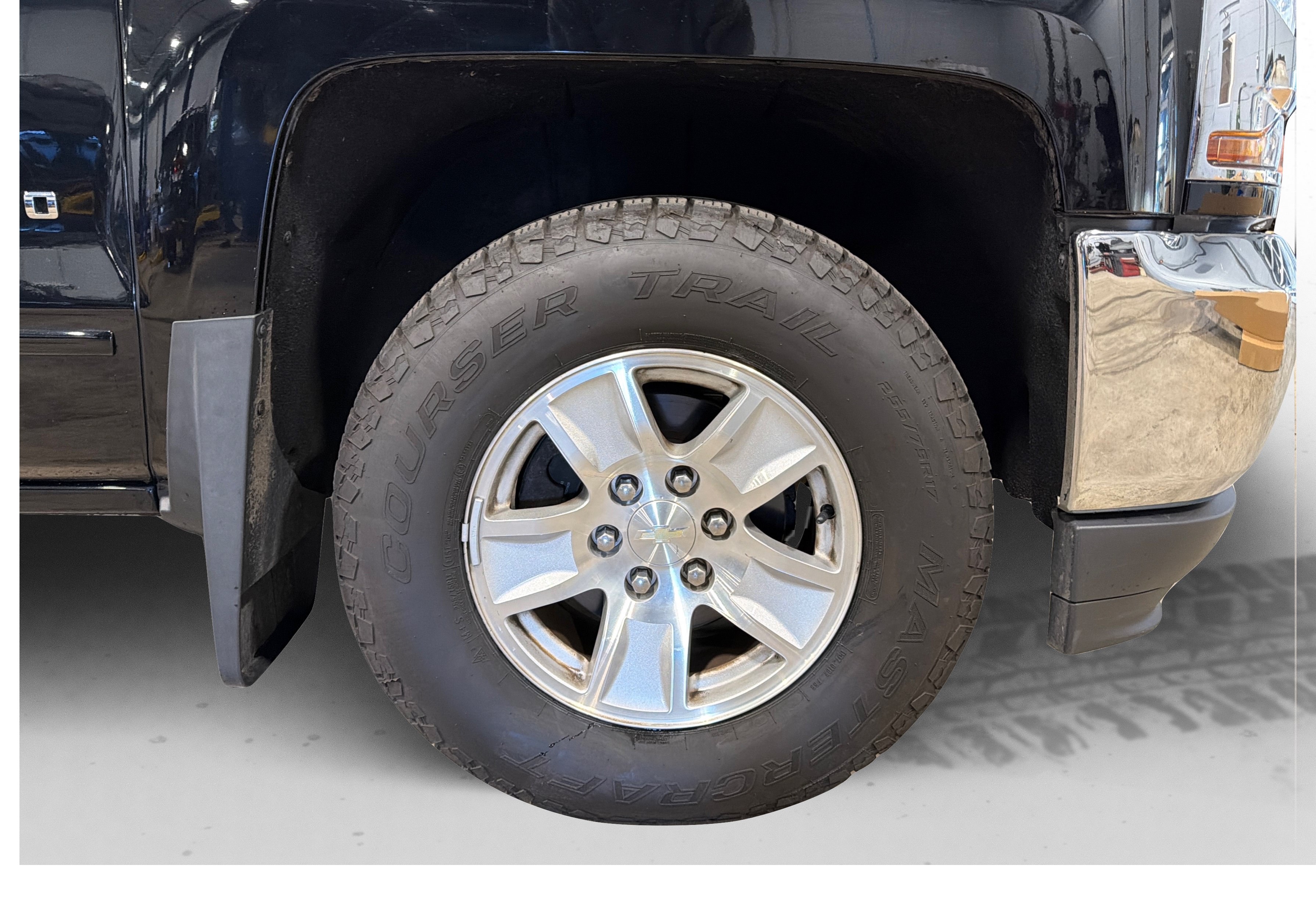 Used 2018 Chevrolet Silverado 1500 LT w/ All Star Edition AWD/4WD image 50
