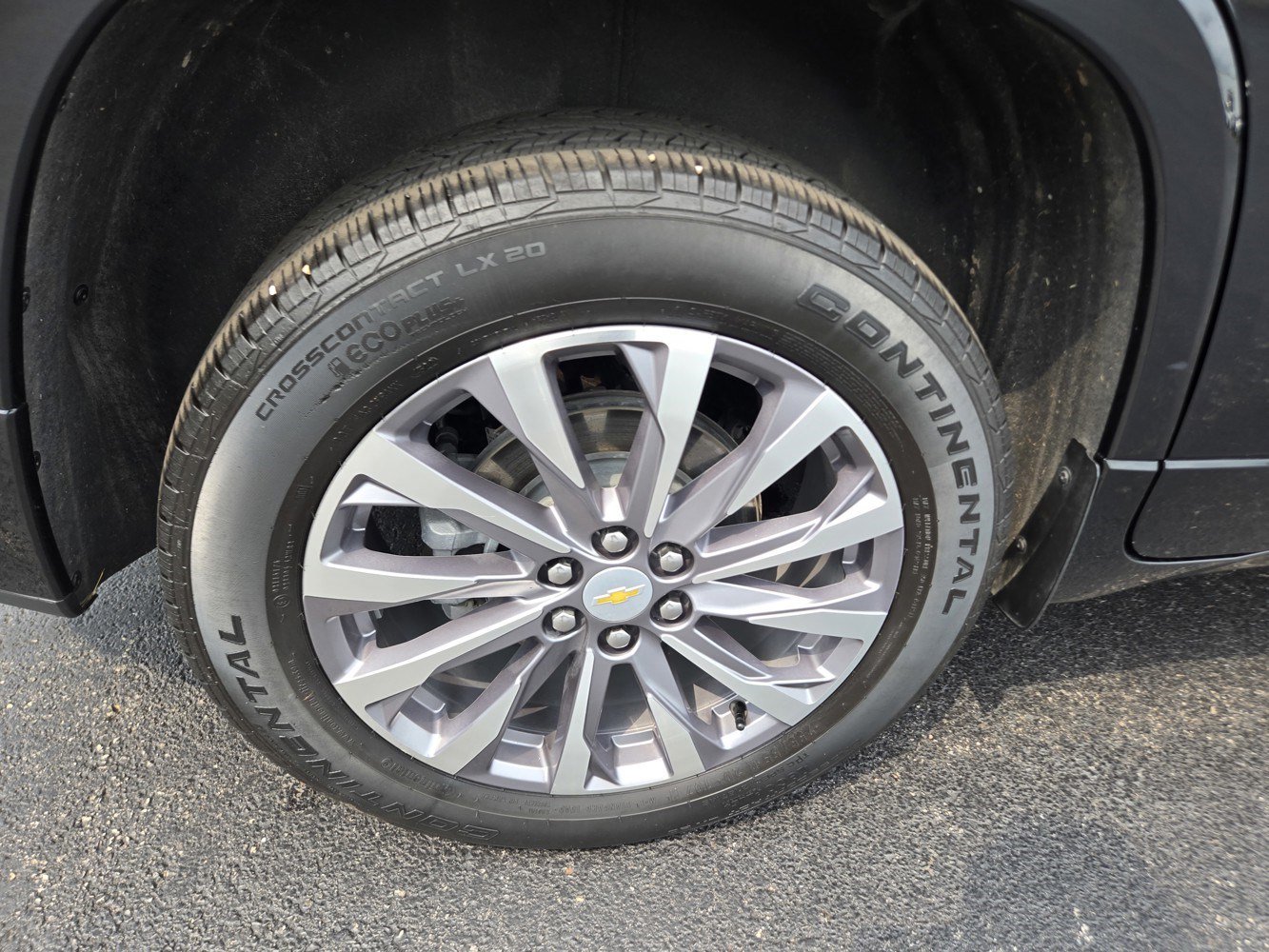 Used 2023 Chevrolet Traverse Premier AWD/4WD image 45