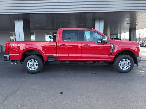 New 2026 Ford F250 XLT image 3