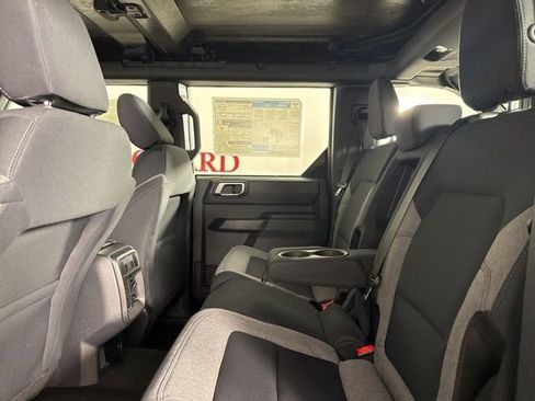 New 2025 Ford Bronco 4-Door image 18
