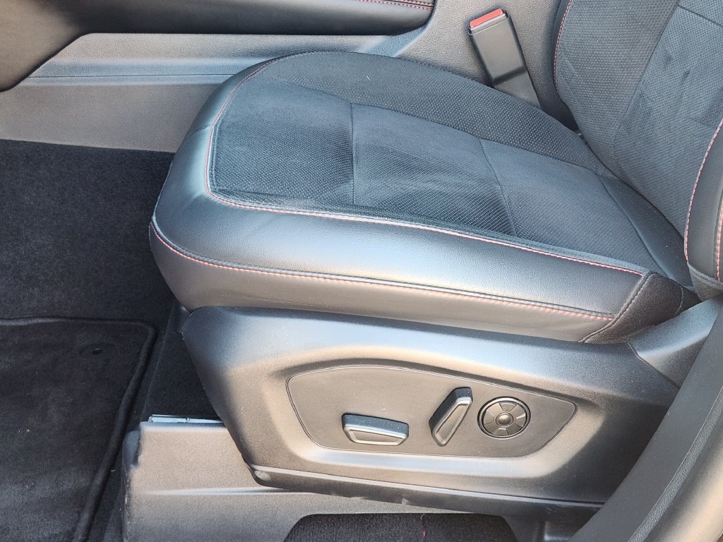 Used 2026 Ford Explorer ST w/ Sun And Sound Package AWD/4WD image 24