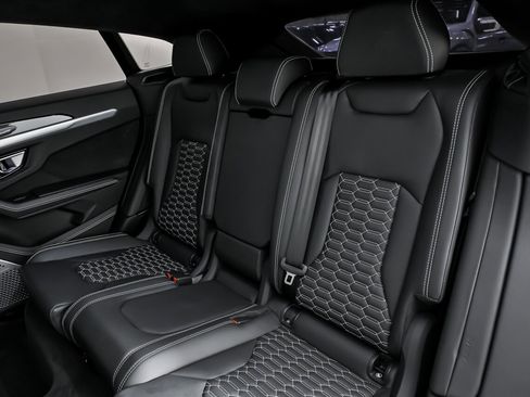 Used 2022 Lamborghini Urus image 25