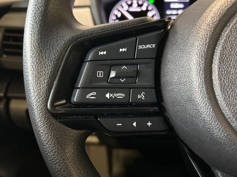 Used 2025 Subaru Crosstrek 2.0i Premium image 12