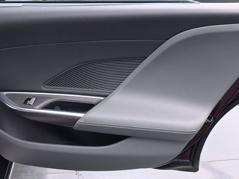 Used 2024 Lucid Air Touring AWD/4WD image 21