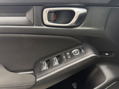 Used 2025 Honda Civic Sport image 23