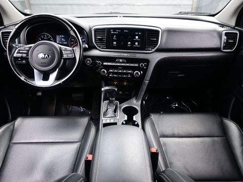 Used 2020 Kia Sportage EX image 17