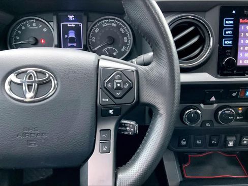 Used 2019 Toyota Tacoma TRD Pro AWD/4WD image 23