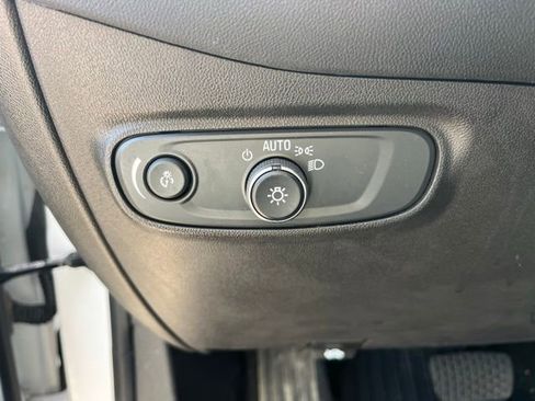 Used 2023 Chevrolet Equinox RS w/ RS Leather Package image 6