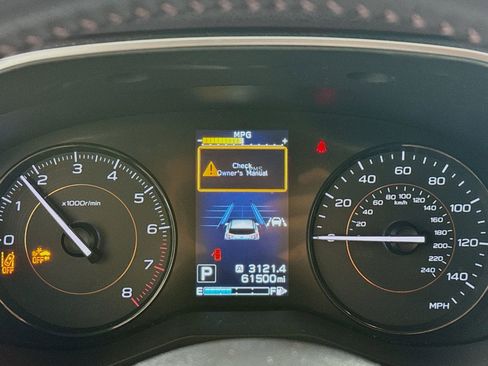 Used 2019 Subaru Crosstrek 2.0i Premium w/ Eyesight System image 10