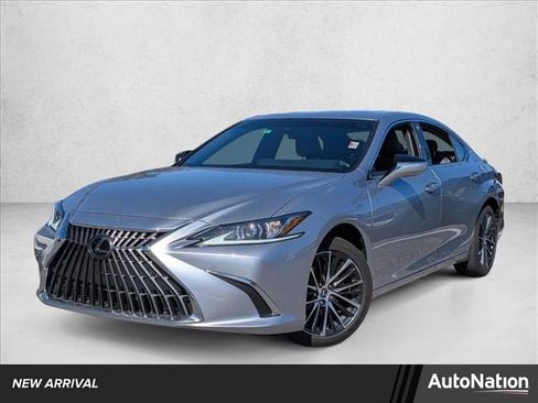 Used 2023 Lexus ES 300h w/ Premium Package image 1