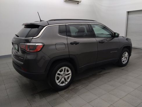 Used 2019 Jeep Compass Sport FWD image 10