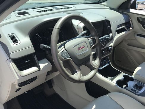 Used 2018 GMC Terrain Denali w/ Comfort Package AWD/4WD image 9