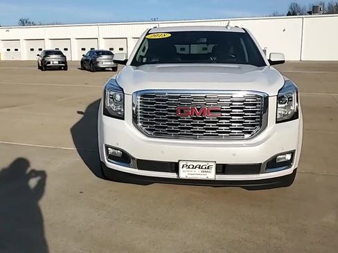 Used 2018 GMC Yukon Denali w/ Denali Ultimate Package image 3