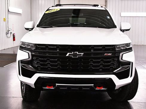 Used 2024 Chevrolet Suburban Z71 w/ Max Trailering Package image 2