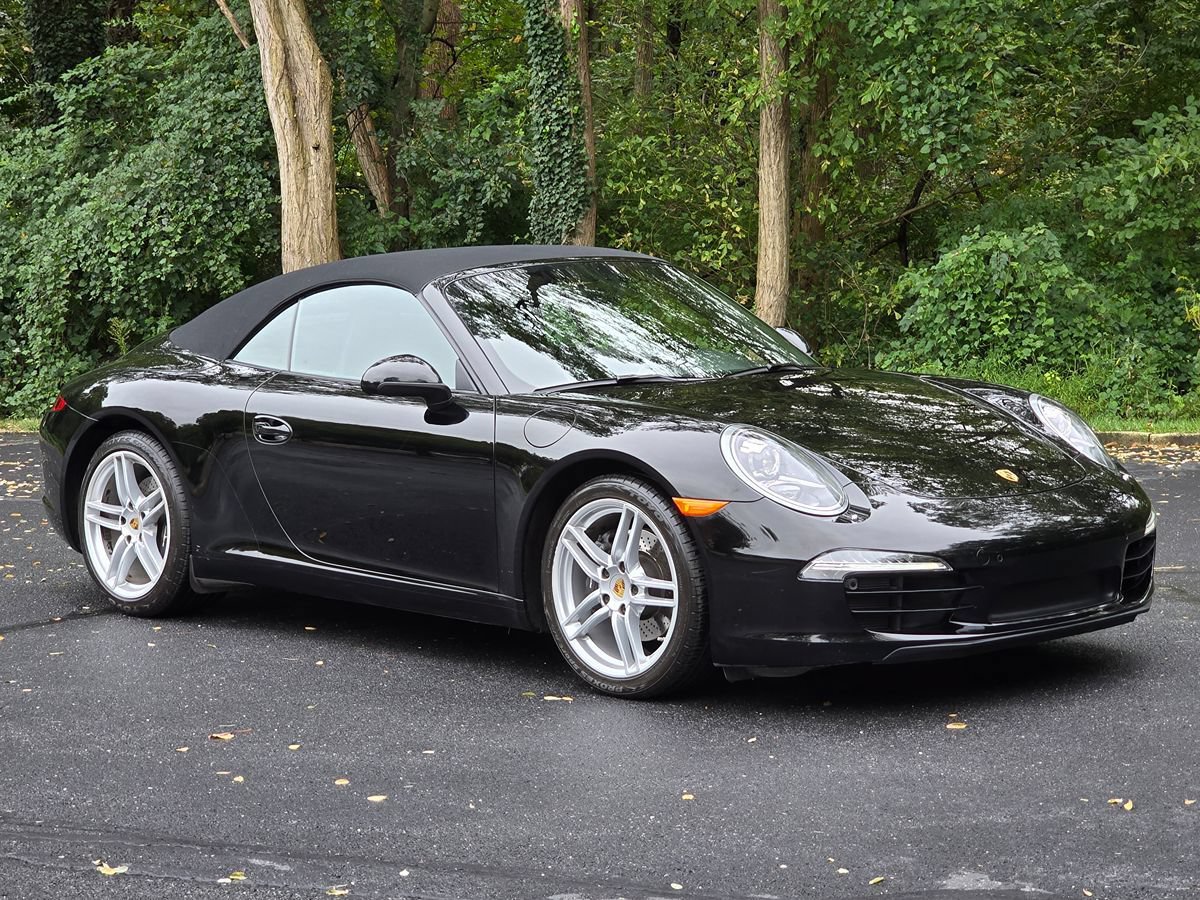 Used 2015 Porsche 911 Carrera RWD image 16