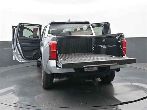 New 2025 Toyota Tacoma SR5 image 34