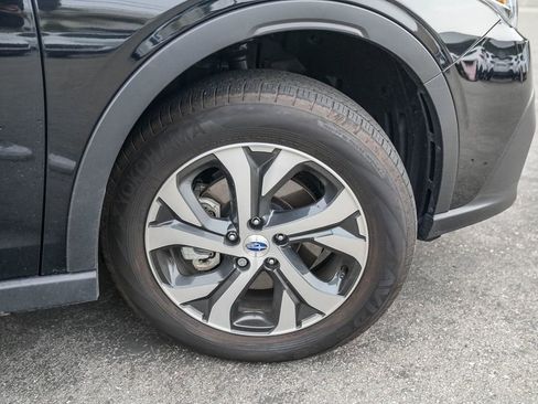 Certified 2022 Subaru Outback Limited image 11
