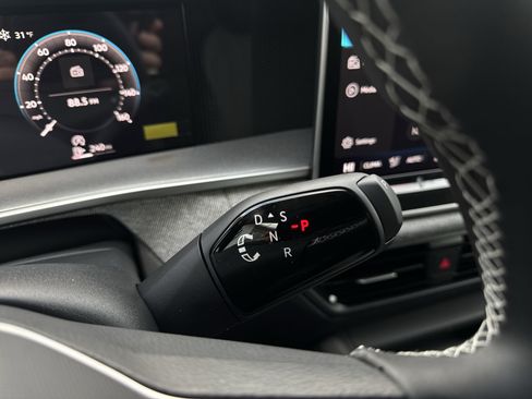 New 2026 Volkswagen Tiguan S image 16