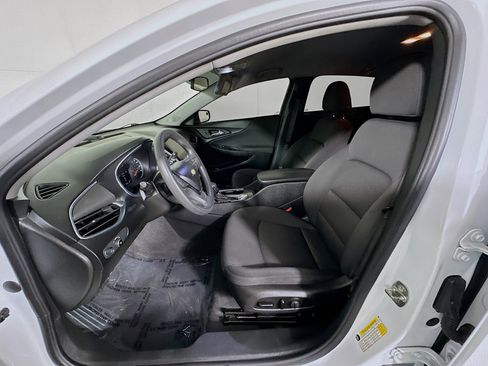 Used 2021 Chevrolet Malibu LT FWD image 12