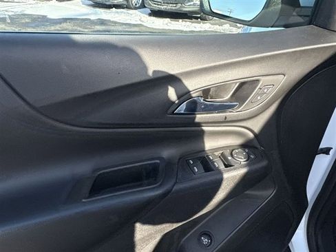 Certified 2022 Chevrolet Equinox LT image 22